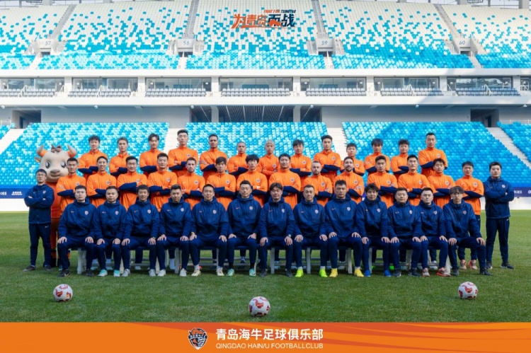 青島海牛一線隊名單：老將鄭龍、薩里奇坐鎮(zhèn)，金洋洋等新援在列